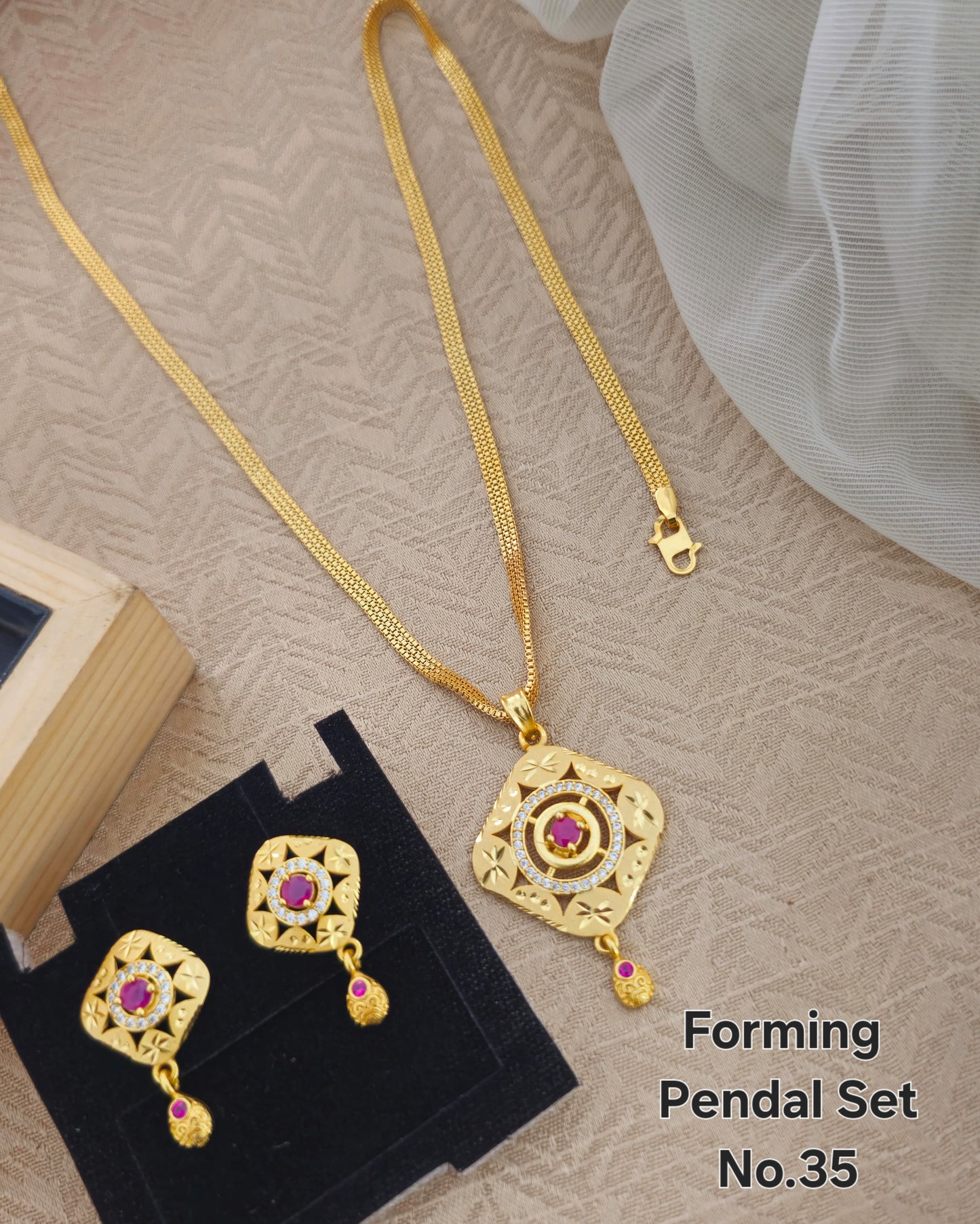Premium Gold Plated Pendant Chain Set with Earrings for Women